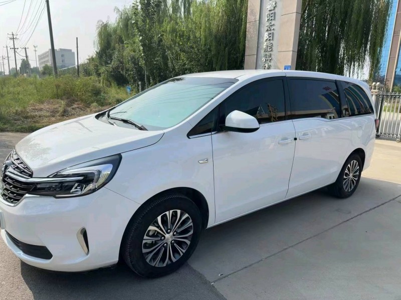 保定22年别克GL82