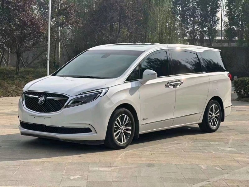 枣庄17年别克GL82