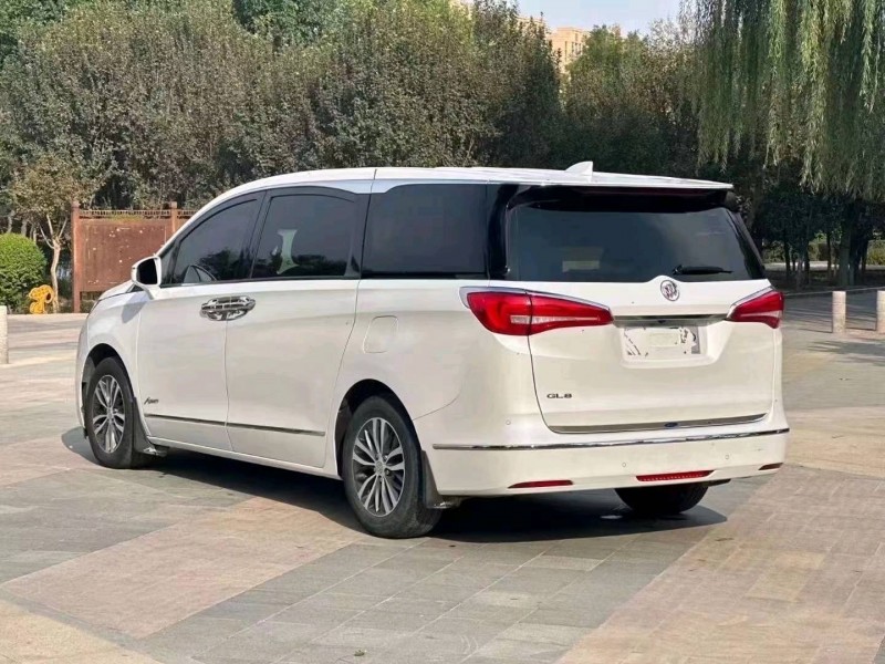 枣庄17年别克GL88