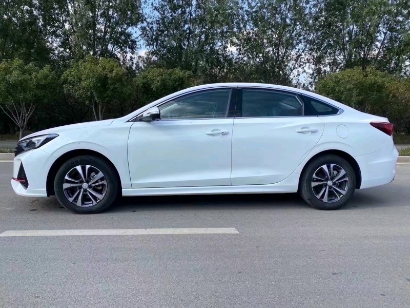 枣庄23年长安汽车逸动8