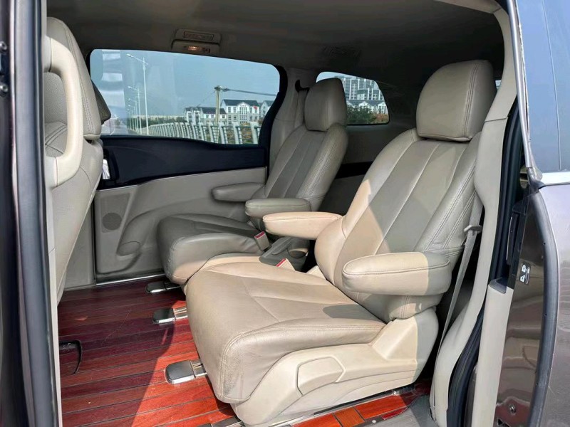 盐城17年别克GL84