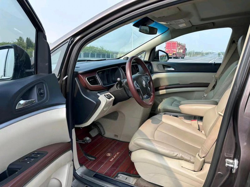 盐城17年别克GL87