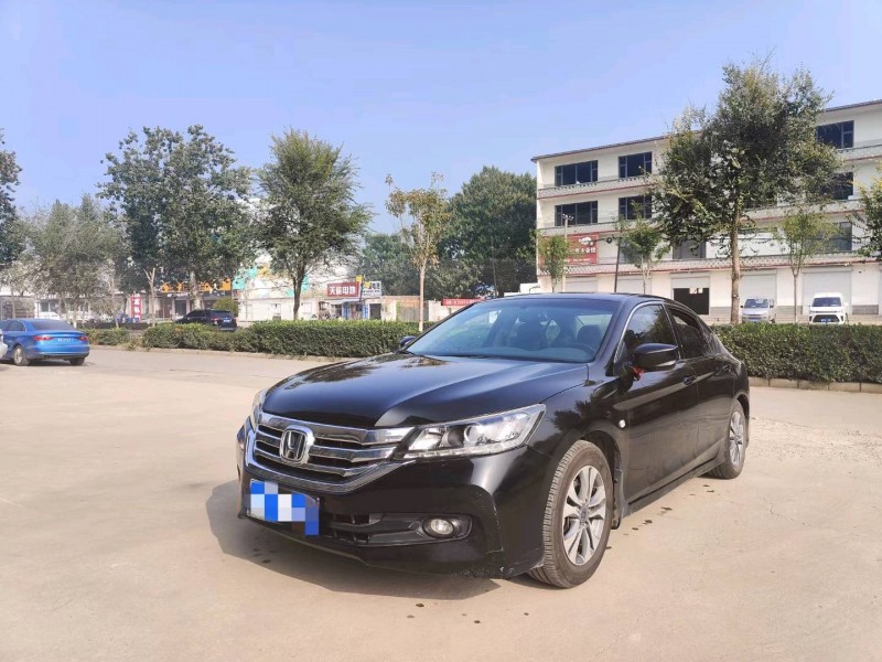 石家庄16年本田雅阁3