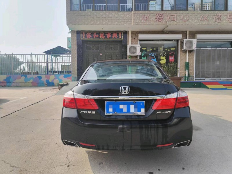 石家庄16年本田雅阁9