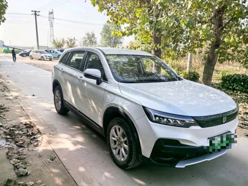 保定23年創維EV63