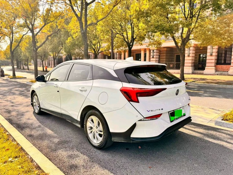 嘉兴22年别克微蓝7