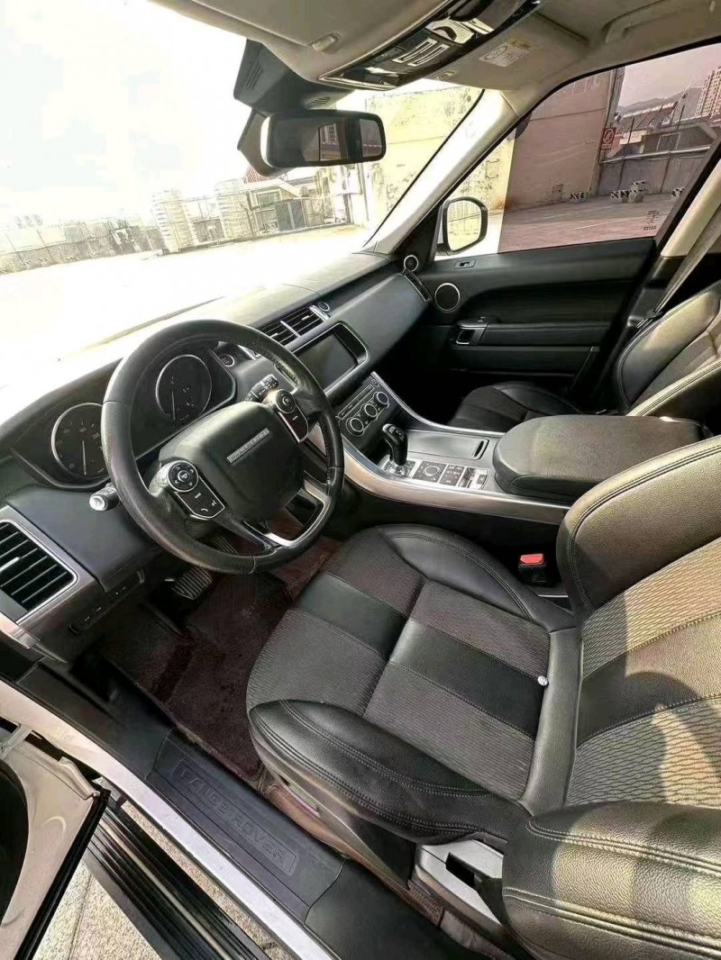 东营17年路虎揽胜运动9