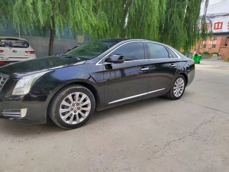 保定13年凯迪拉克XTS2