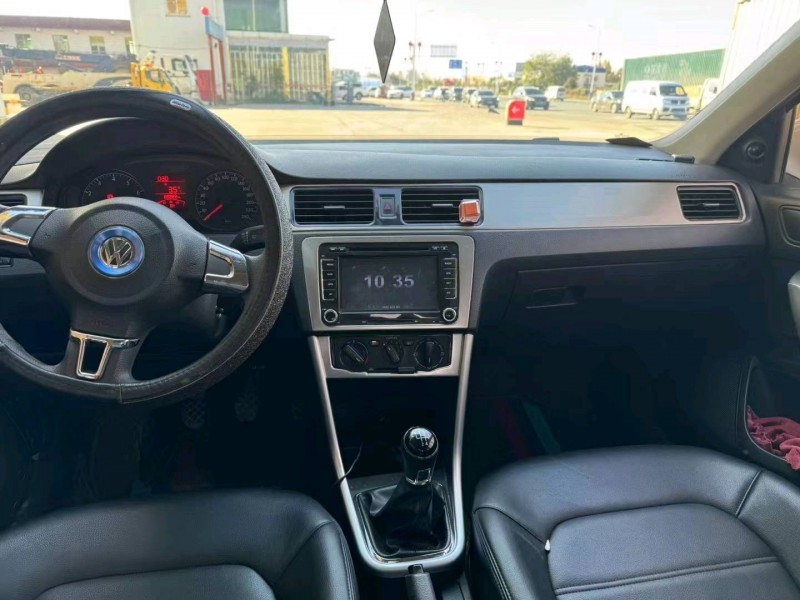 保定15年大众桑塔纳7