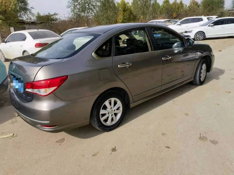 保定17年日产轩逸4