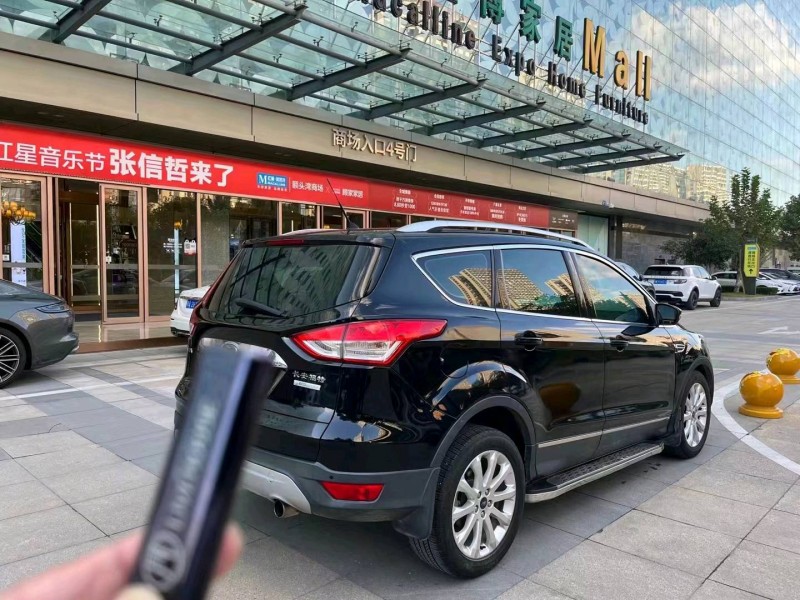 宜昌14年福特翼虎7