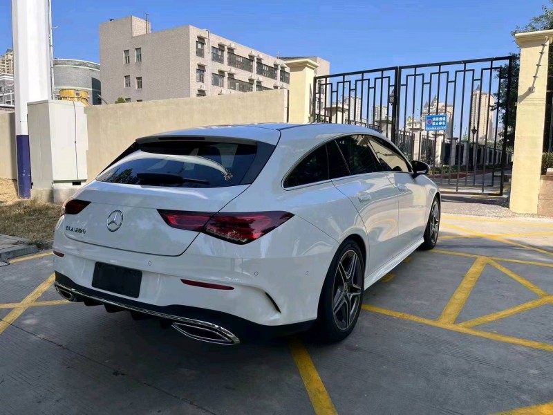 邯郸22年奔驰CLA8