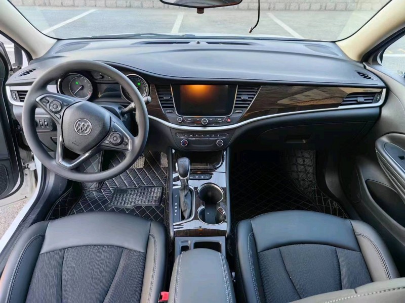 枣庄18年别克威朗8