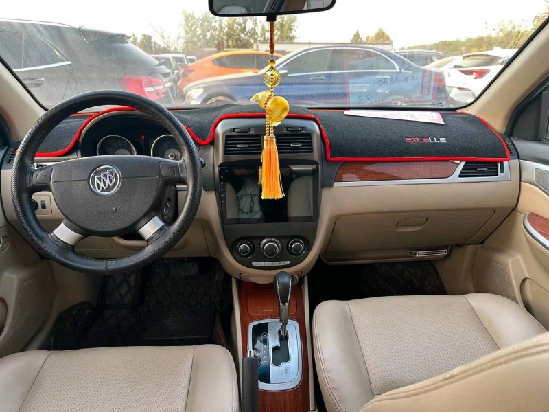 保定15年别克凯越7