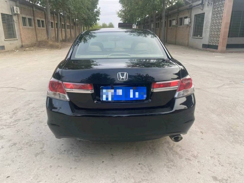 保定12年本田雅阁9