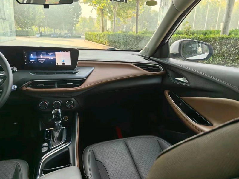 邢台22年别克威朗6