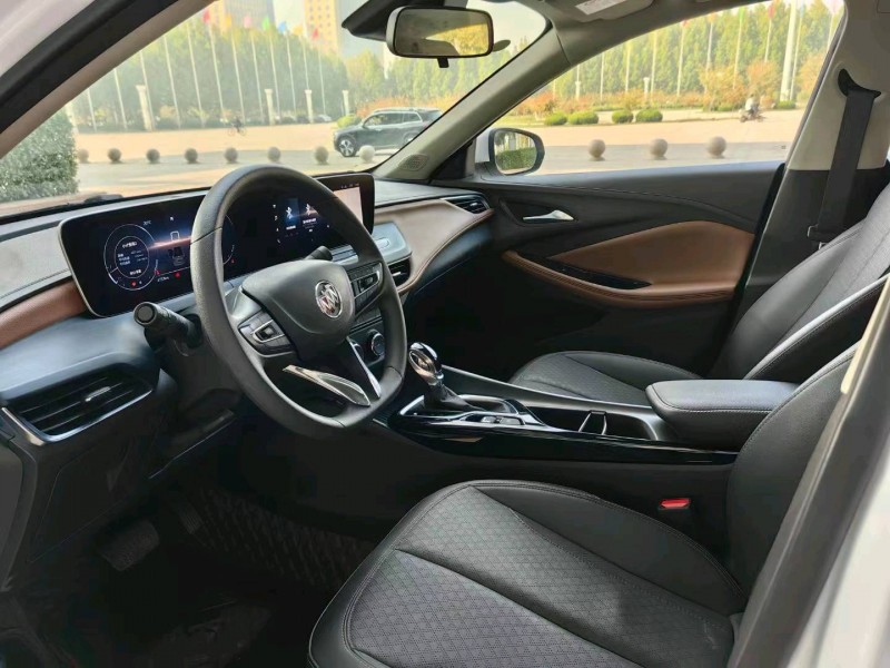 邢台22年别克威朗7