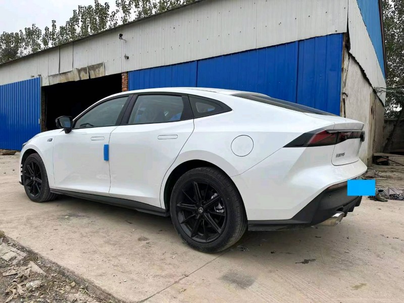 枣庄23年长安汽车UNI-V6