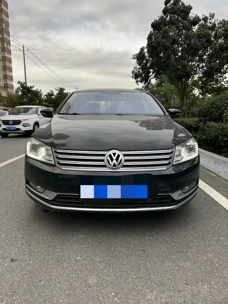 重庆15年大众迈腾1