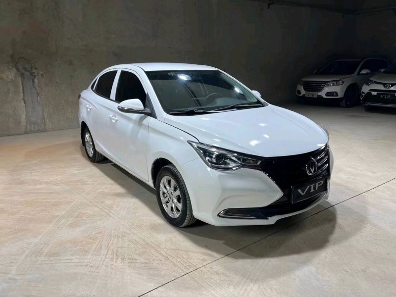 湘潭22年長安汽車悅翔3