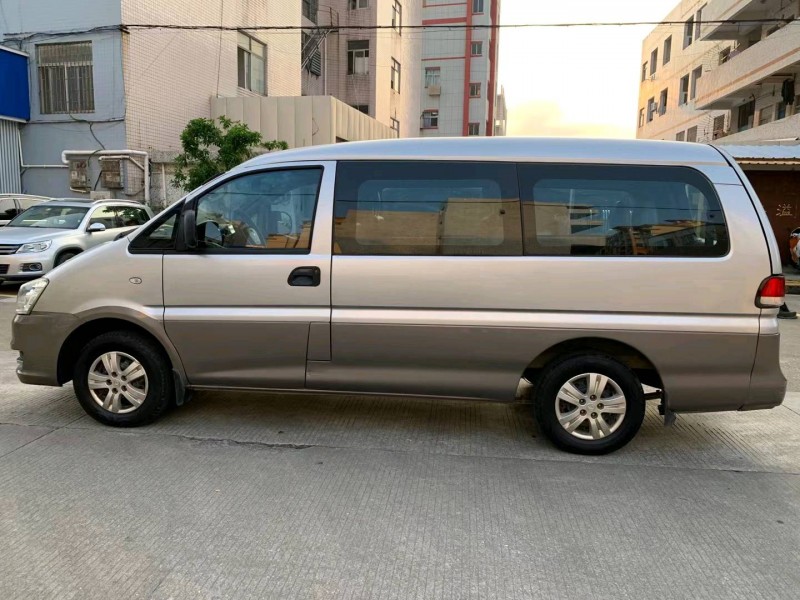 中山17年东风俊风CV033