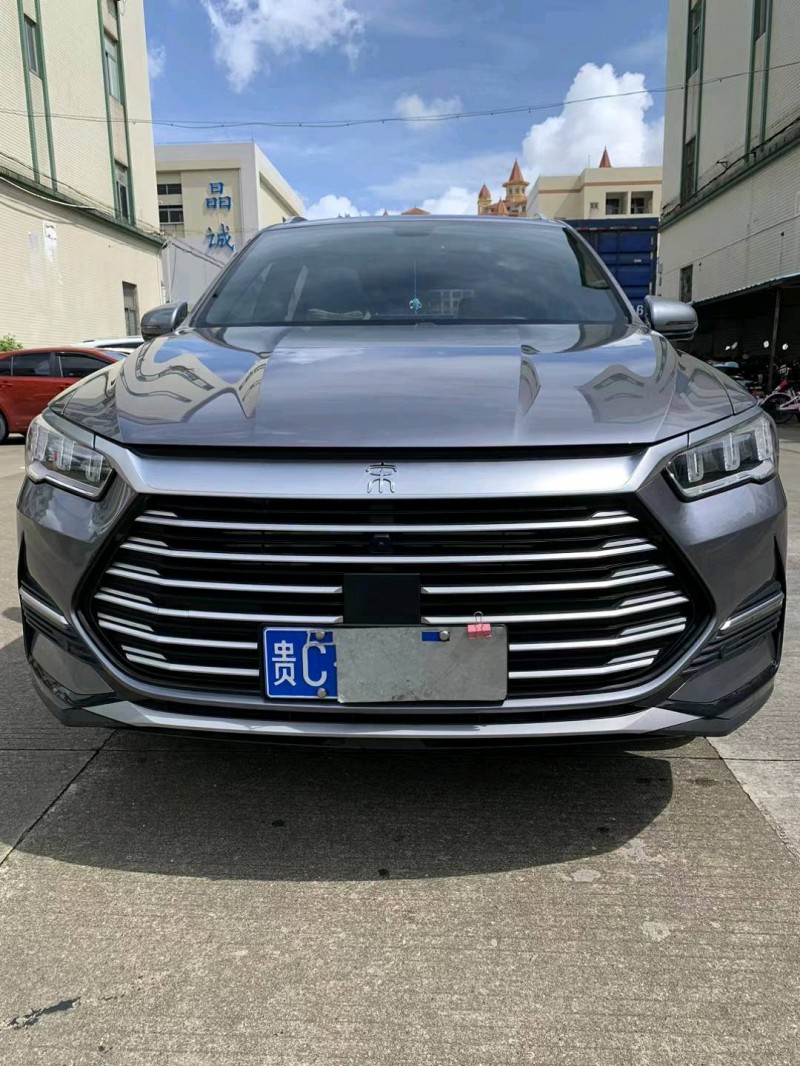 中山21年比亚迪宋1