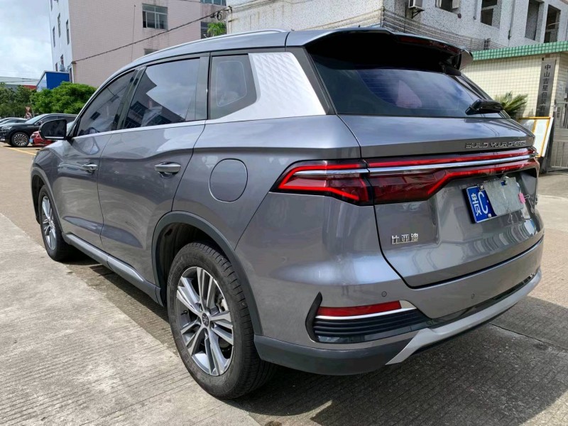 中山21年比亚迪宋5