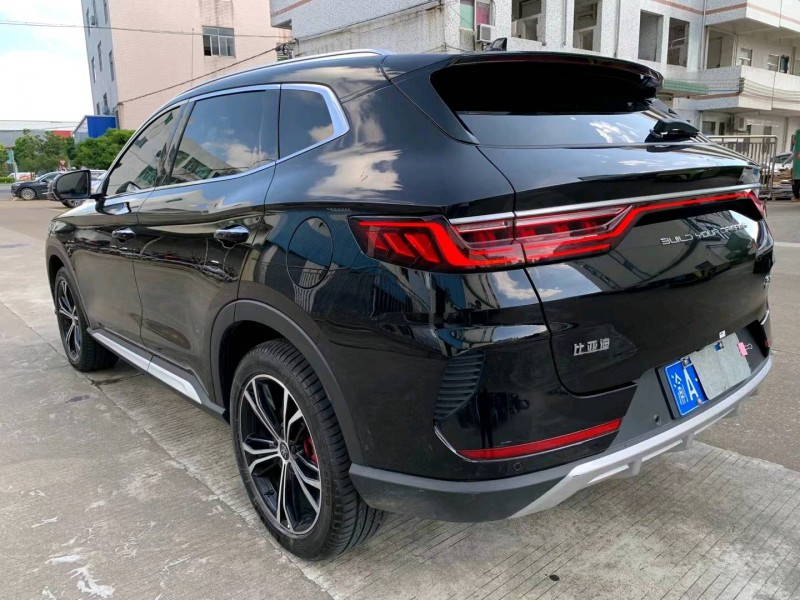 中山22年比亚迪宋4