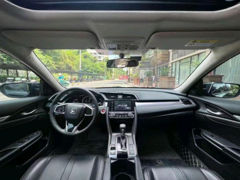 珠海18年本田思域5