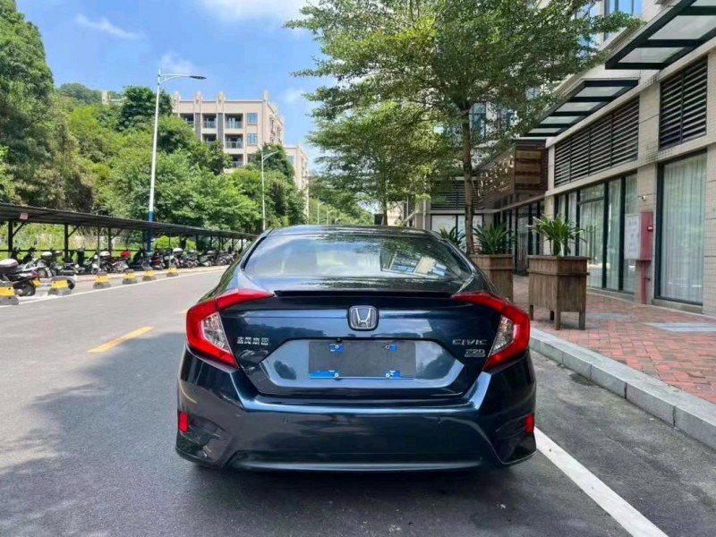 珠海18年本田思域7