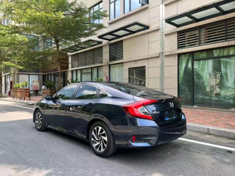 珠海18年本田思域9