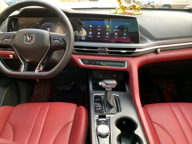 中山20年长安汽车CS758