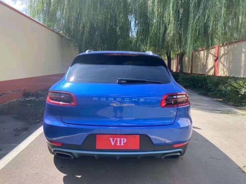 东营16年保时捷Macan9