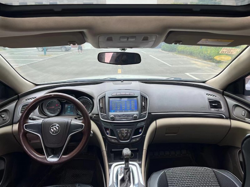 徐州16年别克君威5