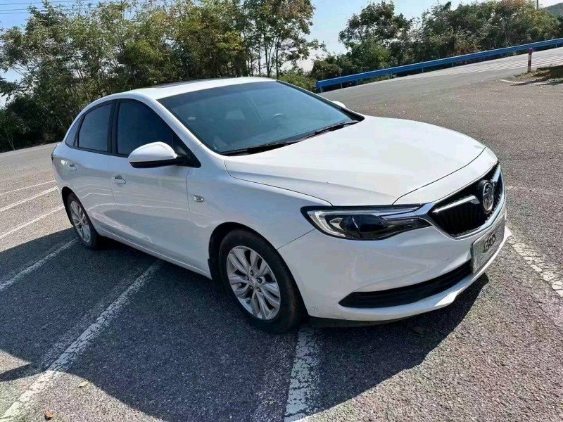 武汉20年别克英朗2