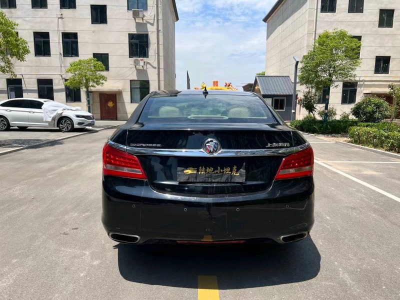 徐州15年别克君越9