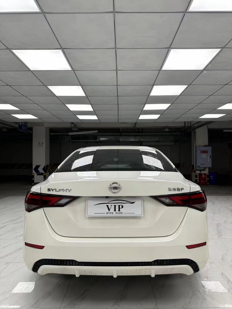 成都21年日产轩逸5