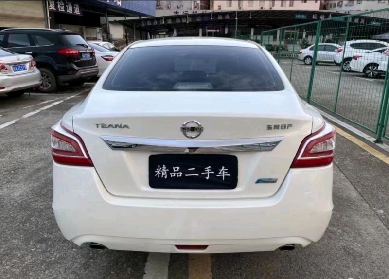 东营14年日产天籁6