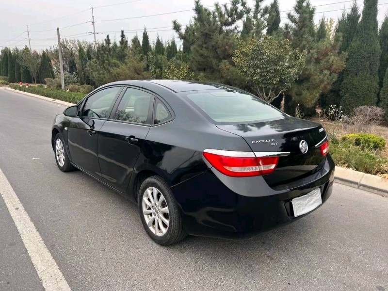 枣庄13年别克英朗GT9