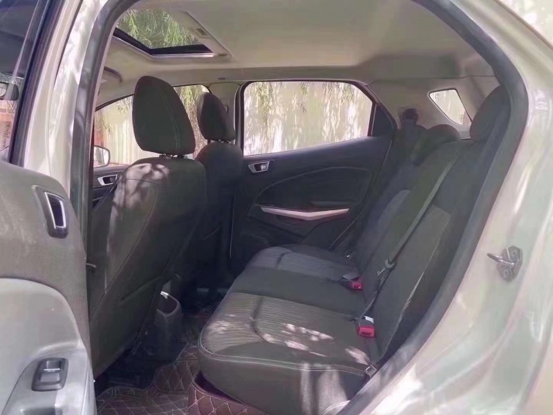 青岛17年福特翼搏6