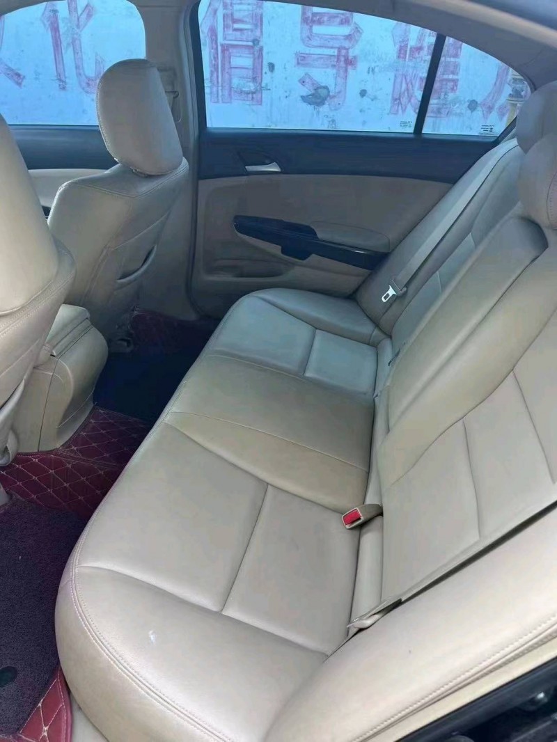 东营13年本田雅阁6