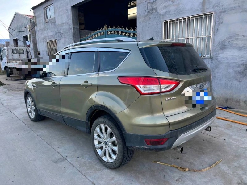 青岛14年福特翼虎8