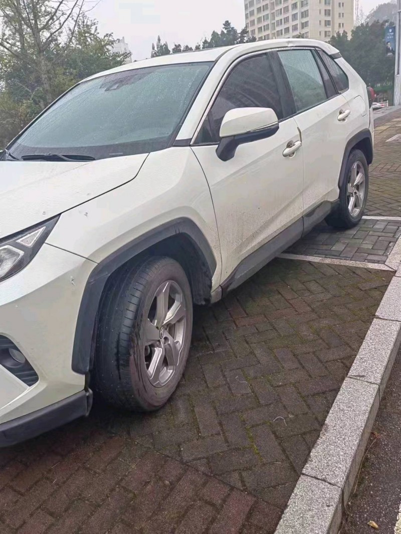 东营20年丰田RAV4荣放2