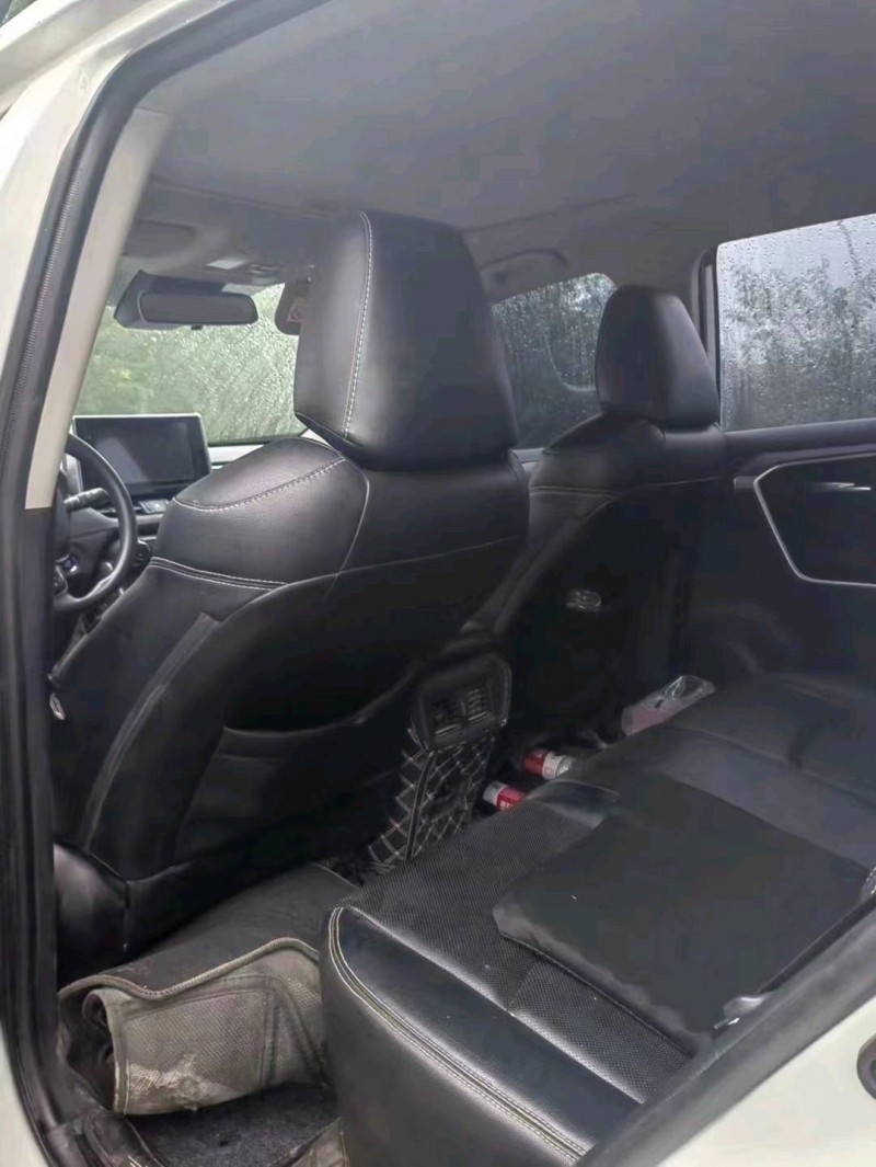 东营20年丰田RAV4荣放7