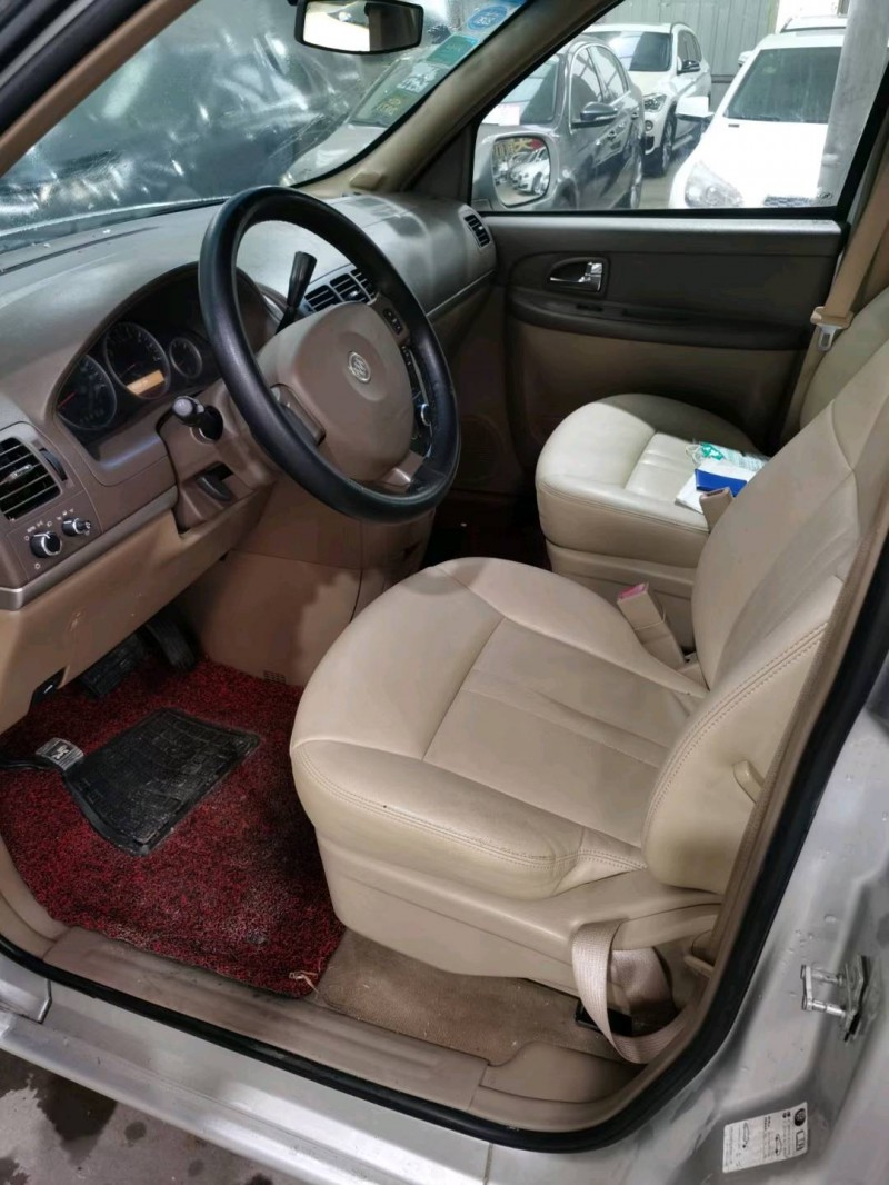 临沂15年别克GL86