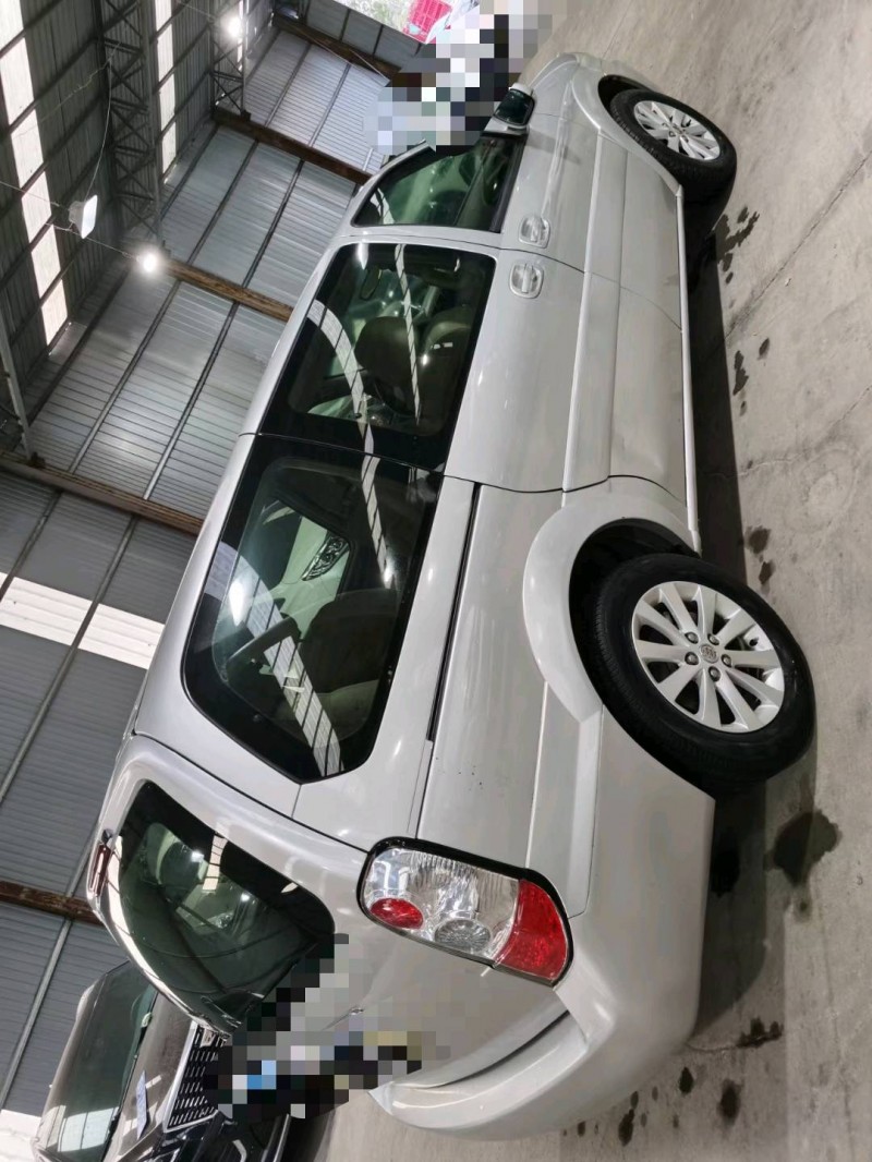 临沂15年别克GL88