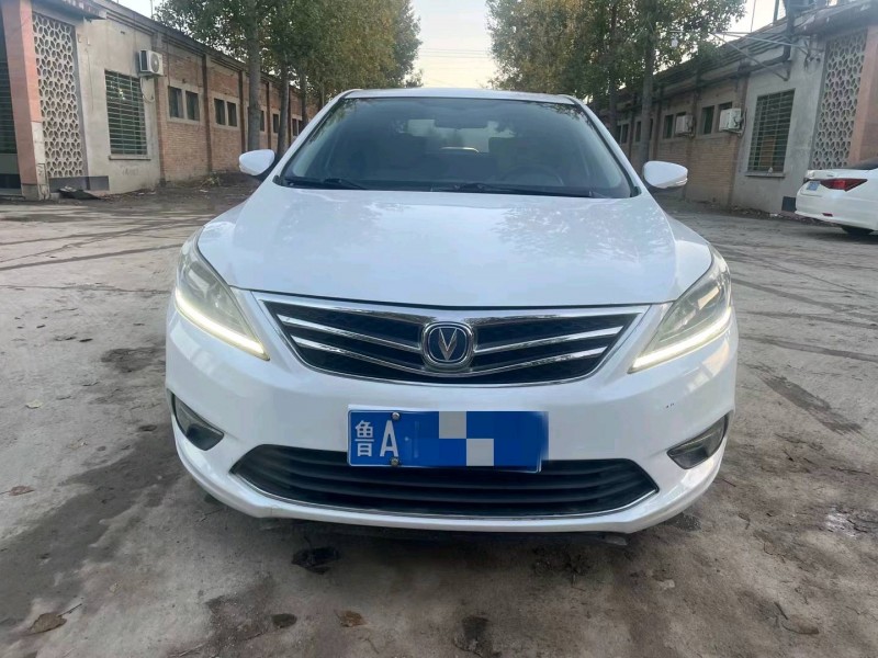 保定17年长安汽车逸动1