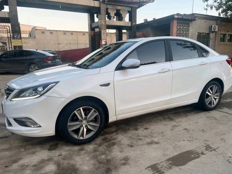 保定17年长安汽车逸动3