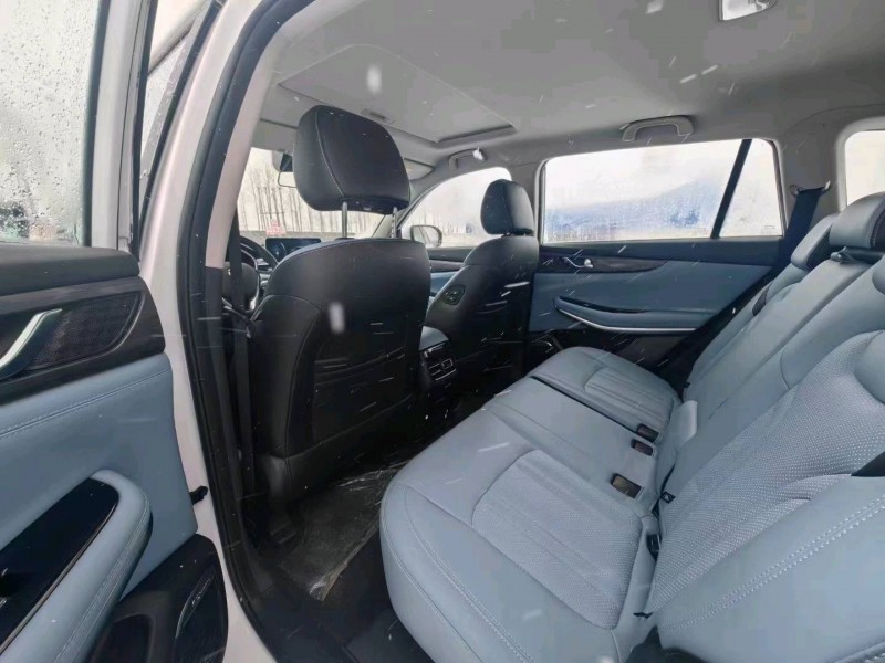 枣庄19年长安汽车CS757