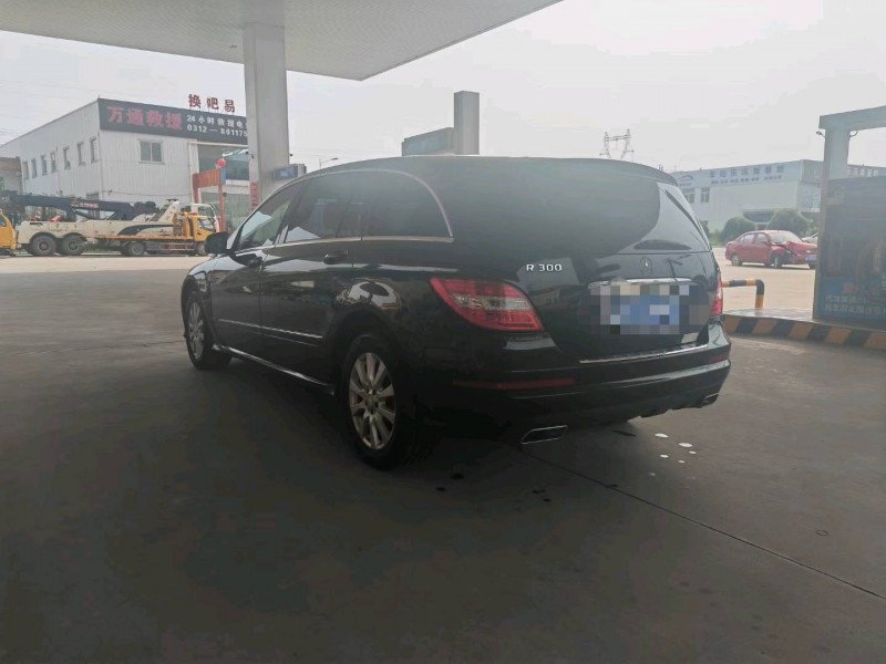 保定11年奔驰Sprinter4